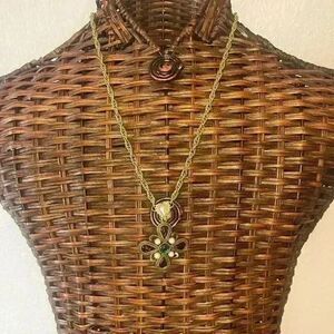 1928 necklace NEW WITH TAGS Gold tone
